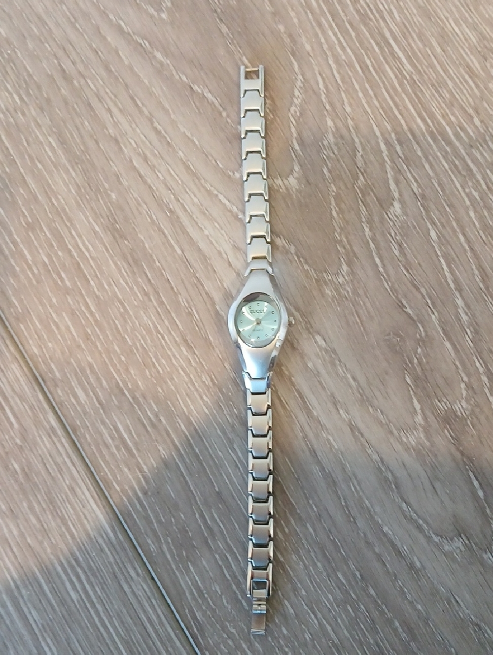 Gucci Vintage Watch - Picture 5 of 11